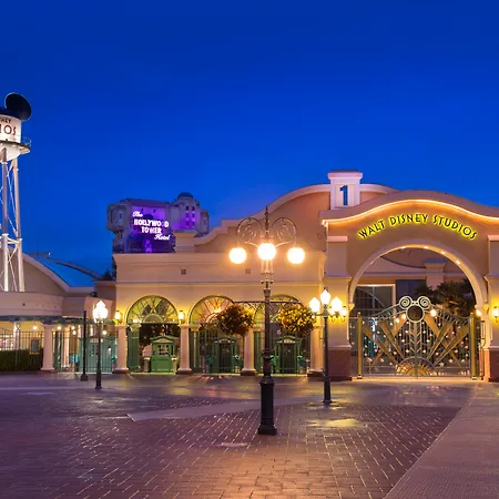ディズニーズ ニューポートベイクラブ® ホテル シェシー