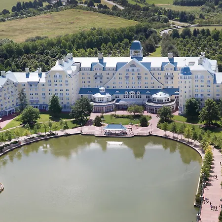 ディズニーズ ニューポートベイクラブ® 4* シェシー